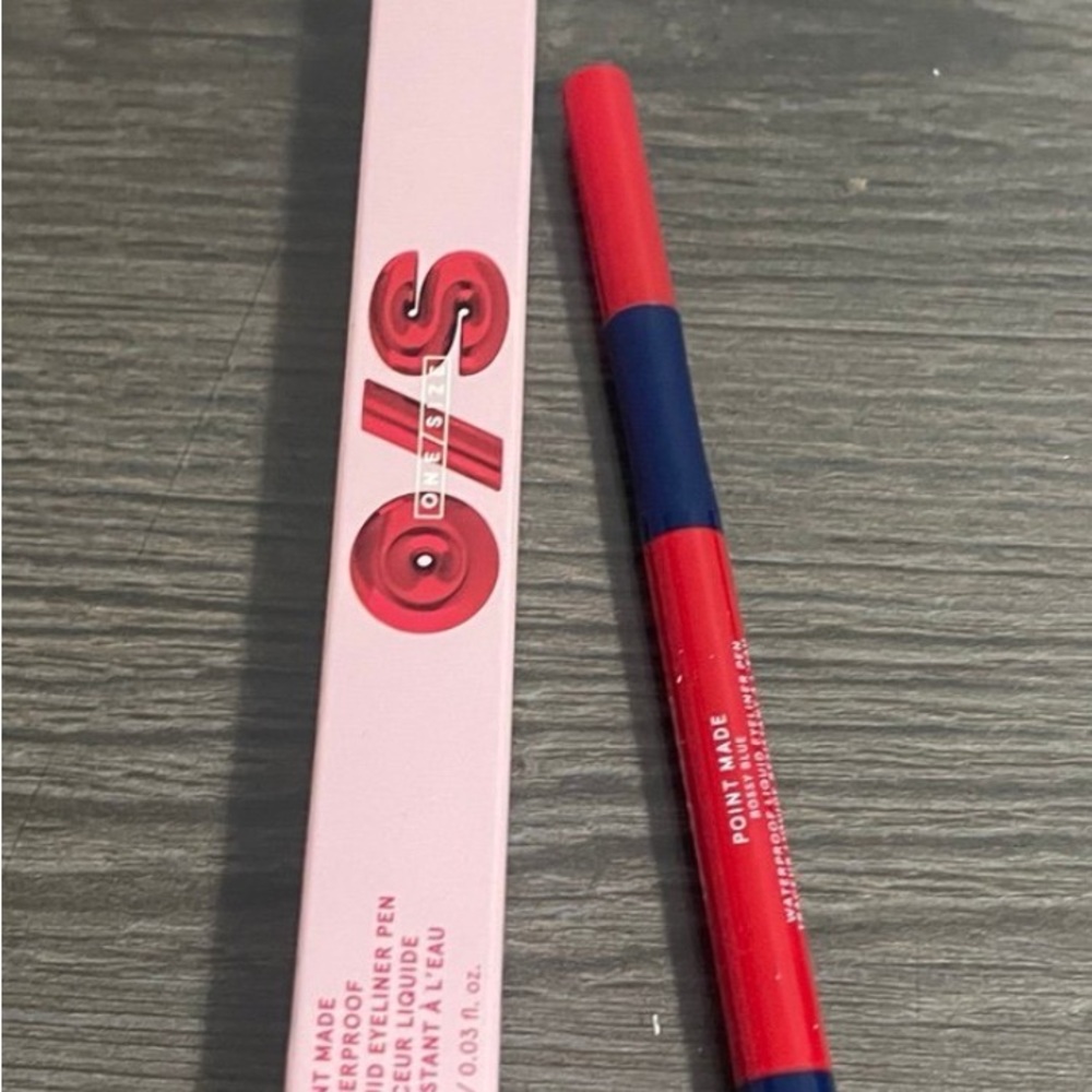One/Size Point Made Eyeliner Pen